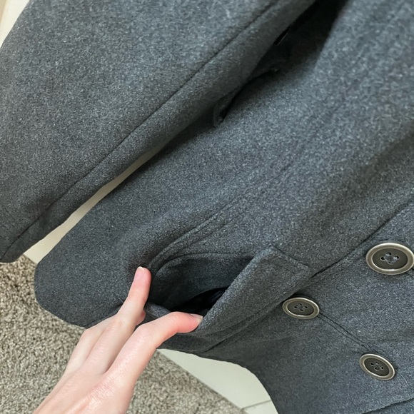 dELiA*s Girl’s Small Grey Peacoat - Picture 4 of 15